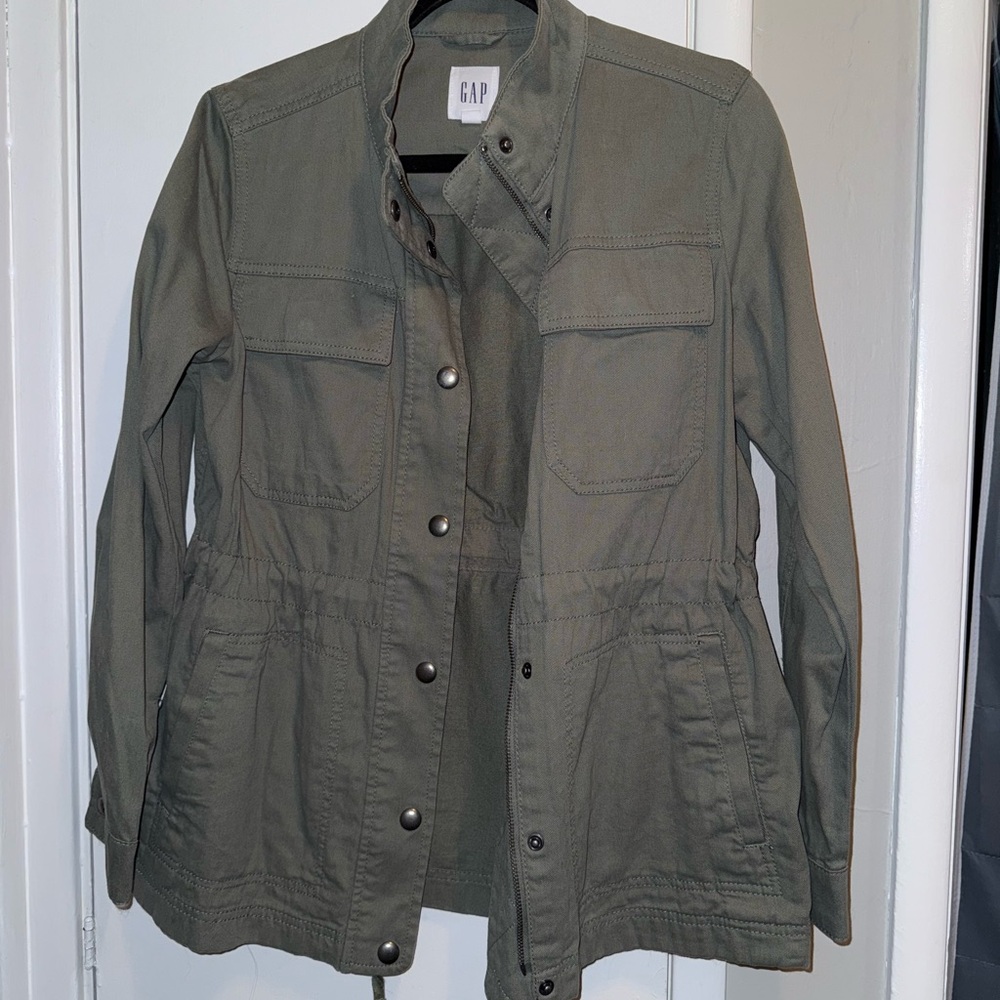 GAP Women's Utility Jacket in Olive Green